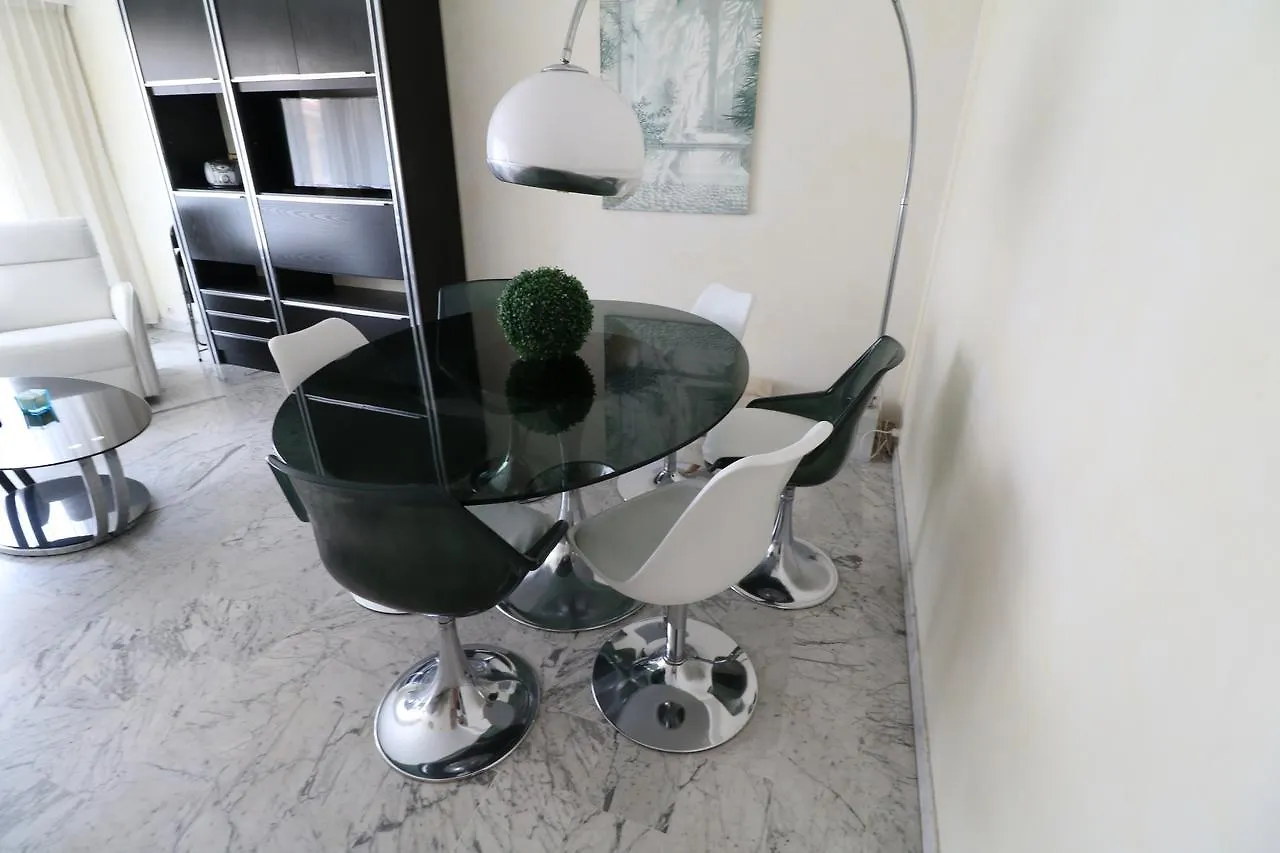 2 Bedroom, 2 Bathrooms, 2 Mins From The Croisette, Monod 348 Cannes Lejlighed